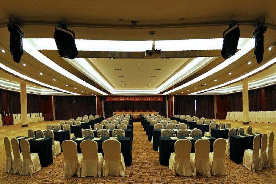 Qingyuan International Hotel Exteriör bild